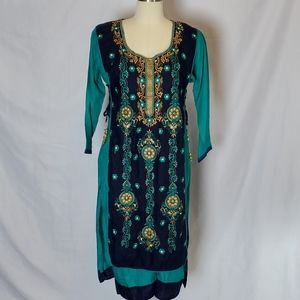 Embroidered tunic, long sleeves, 42, small/med